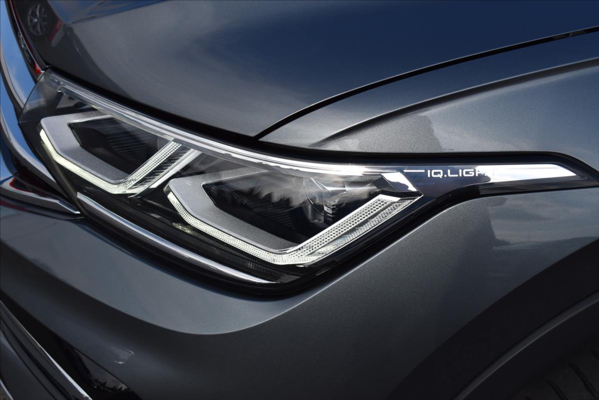 Volkswagen Tiguan Allspace 2,0 TDi  DSG 4x4 R-Line 7Míst Virtual - 3