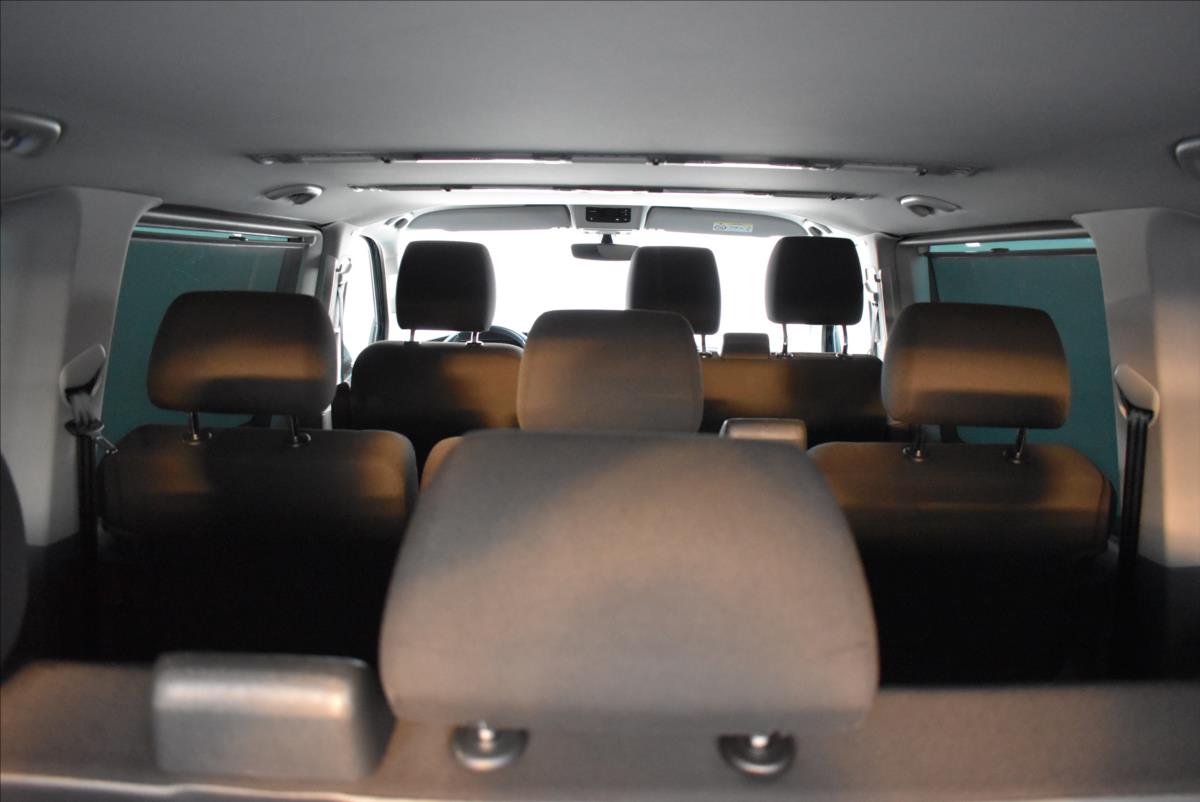Volkswagen Caravelle 2,0 TDi  DSG LONG BULLI Virtual LED - 13