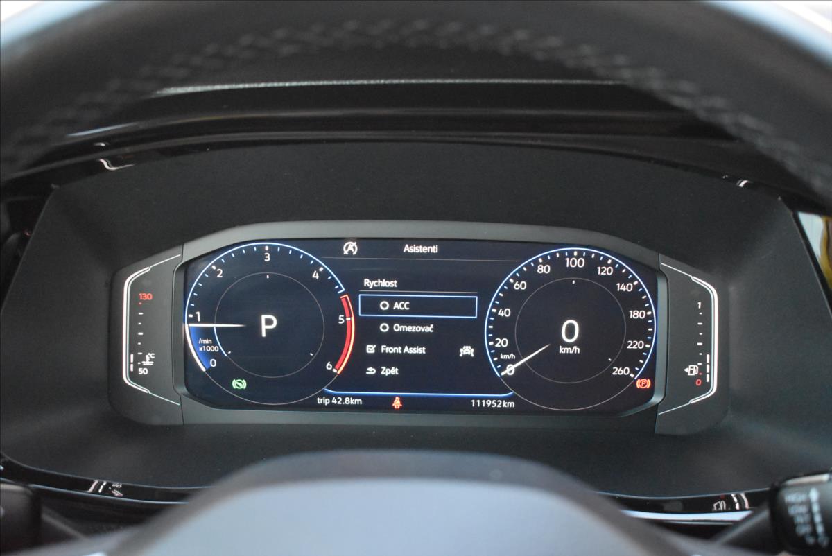 Volkswagen Caravelle 2,0 TDi  DSG LONG BULLI Virtual LED - 21