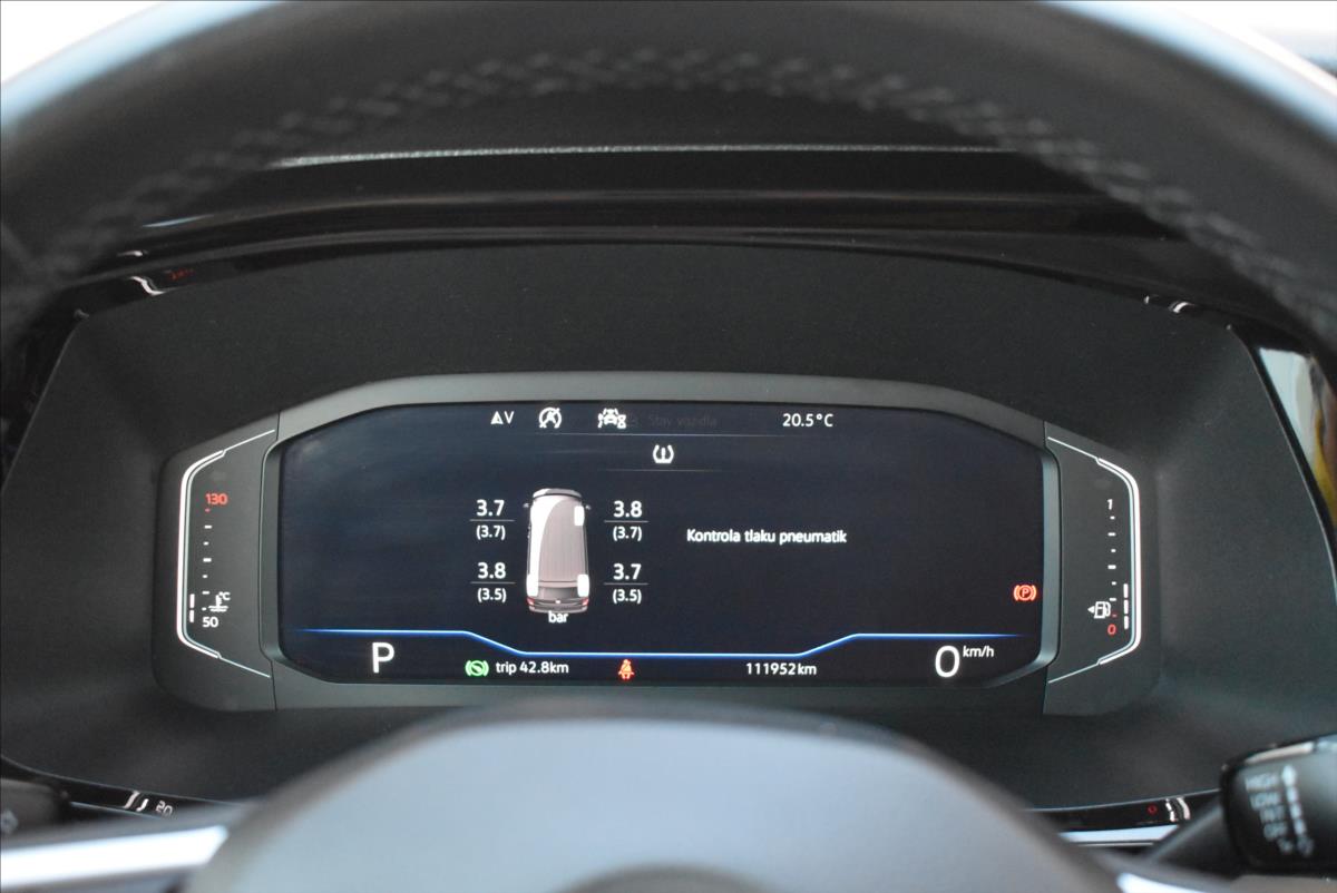 Volkswagen Caravelle 2,0 TDi  DSG LONG BULLI Virtual LED - 23