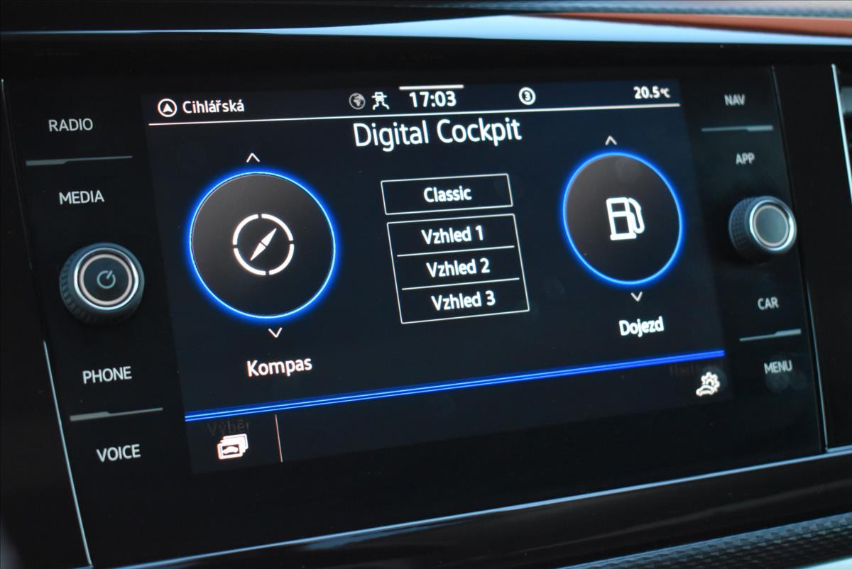 Volkswagen Caravelle 2,0 TDi  DSG LONG BULLI Virtual LED - 29