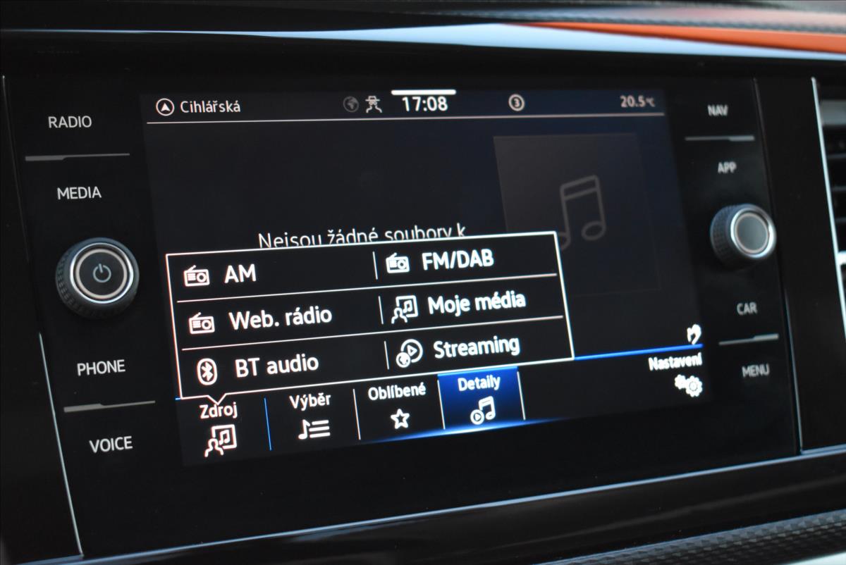 Volkswagen Caravelle 2,0 TDi  DSG LONG BULLI Virtual LED - 37