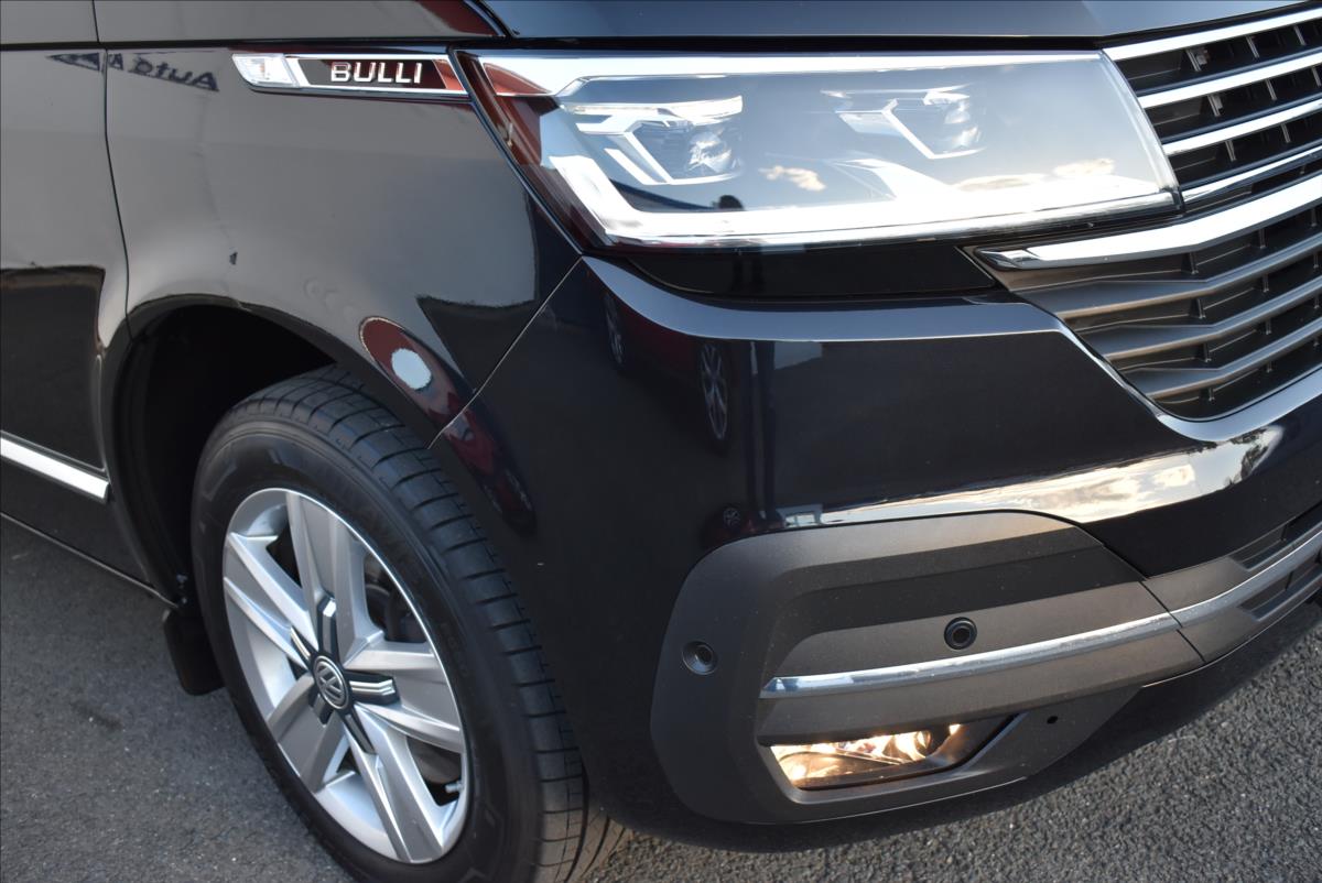 Volkswagen Caravelle 2,0 TDi  DSG LONG BULLI Virtual LED - 2