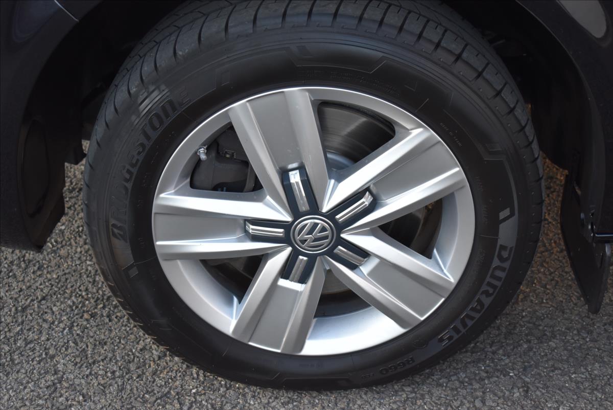 Volkswagen Caravelle 2,0 TDi  DSG LONG BULLI Virtual LED - 4
