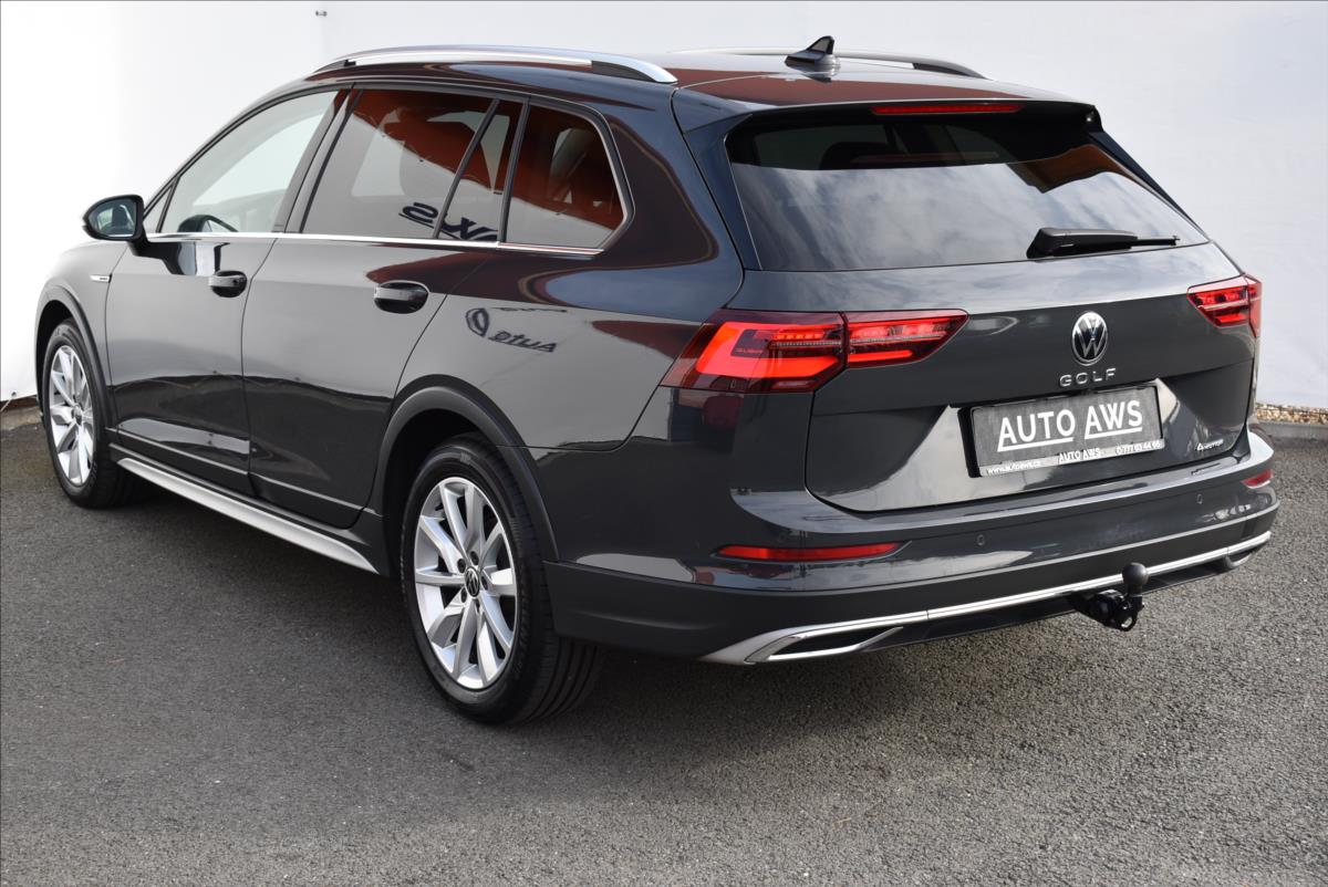 Volkswagen Golf 2,0 TDi  DSG 4x4 Alltrack LED Kamera - 8