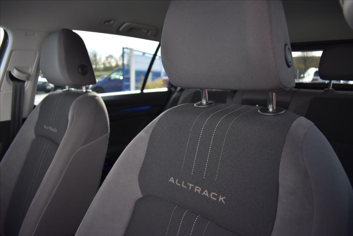 Volkswagen Golf 2,0 TDi  DSG 4x4 Alltrack LED Kamera - 18