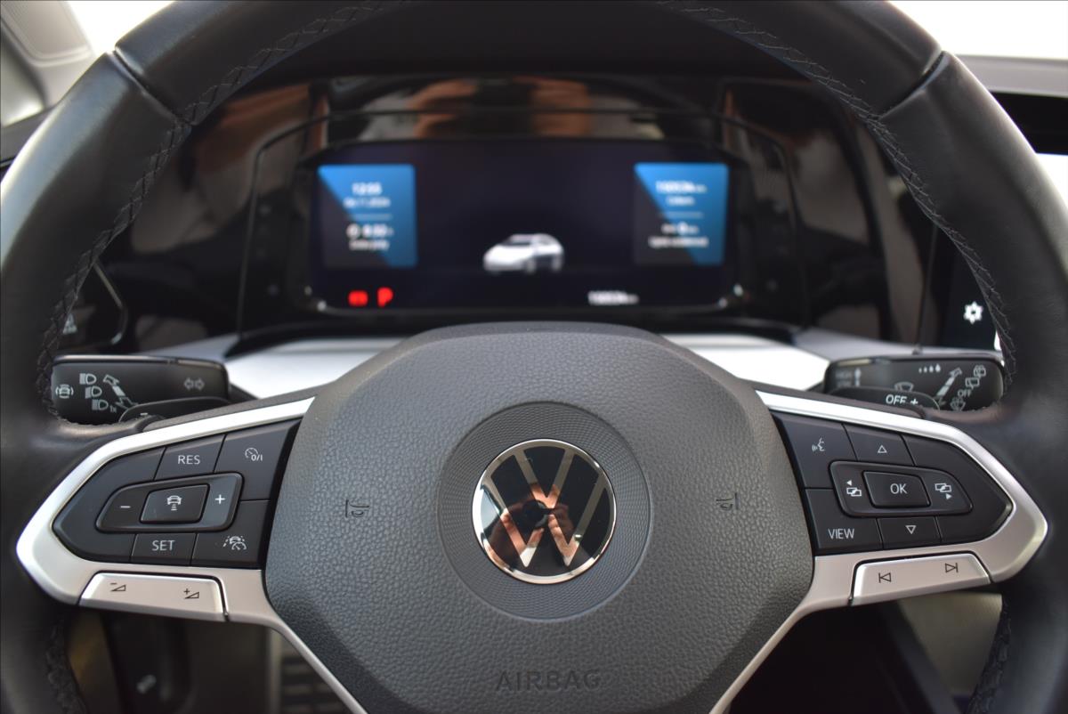 Volkswagen Golf 2,0 TDi  DSG 4x4 Alltrack LED Kamera - 47