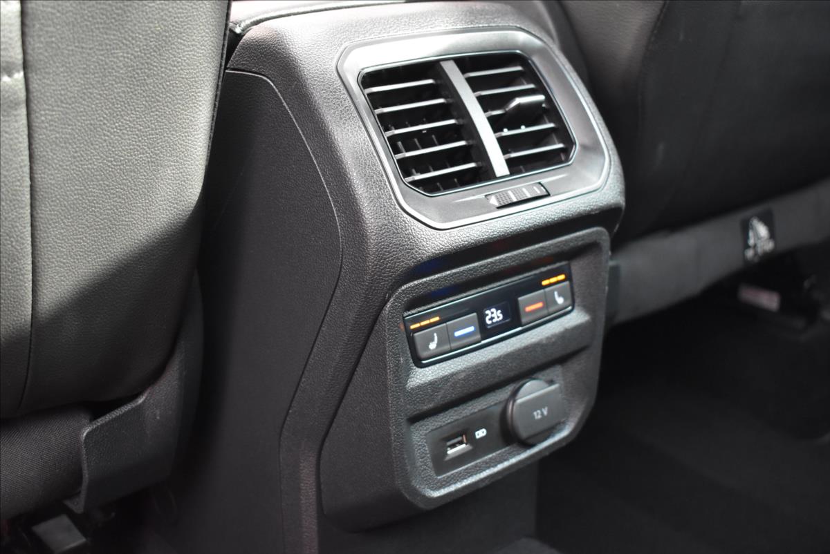 Seat Tarraco 1,5 TSi  Xcellence 7-Míst LED Panorama - 15