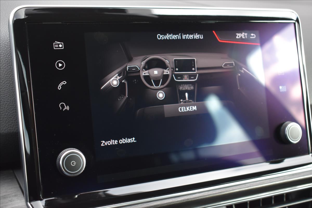 Seat Tarraco 1,5 TSi  Xcellence 7-Míst LED Panorama - 35