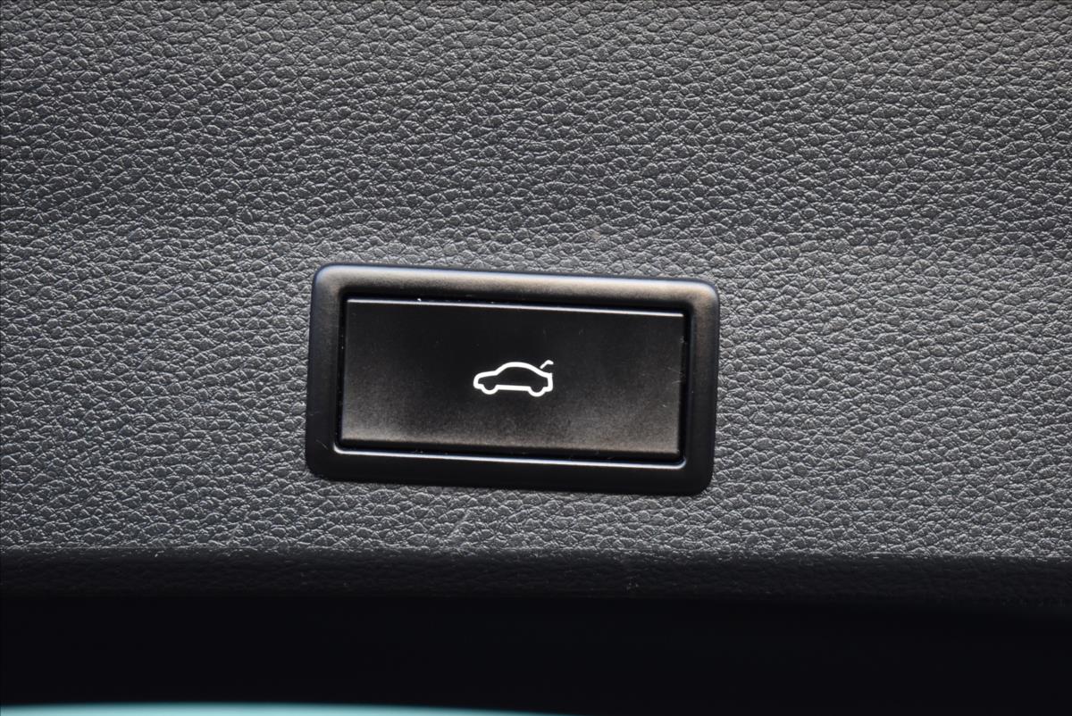 Seat Ateca 2,0 TDi  DSG 4x4 FR-Line LED Assist - 14