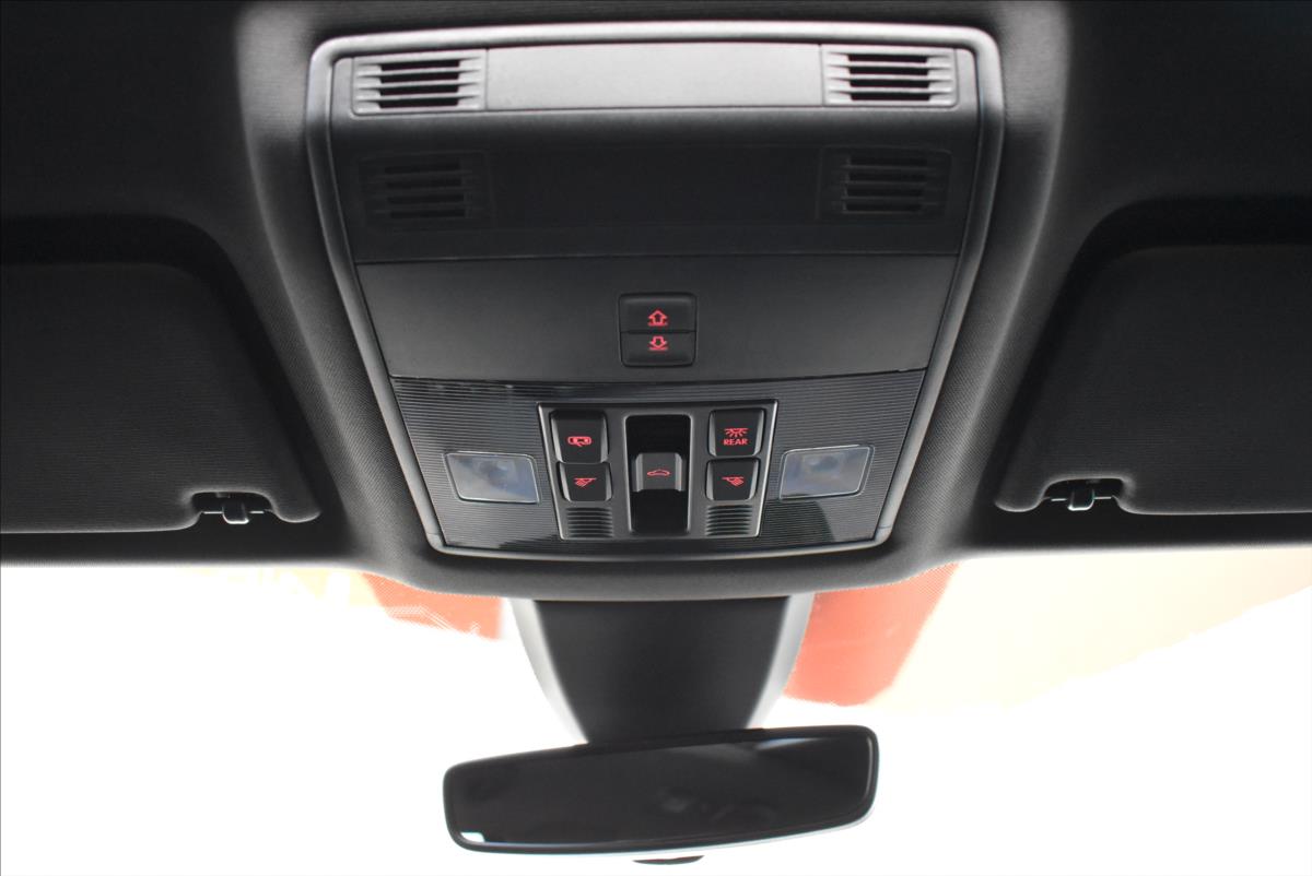 Seat Ateca 2,0 TDi  DSG 4x4 FR-Line LED Assist - 18