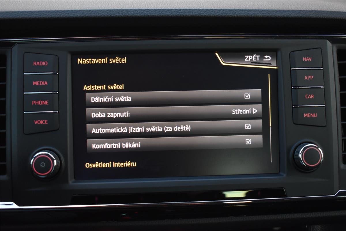 Seat Ateca 2,0 TDi  DSG 4x4 FR-Line LED Assist - 30