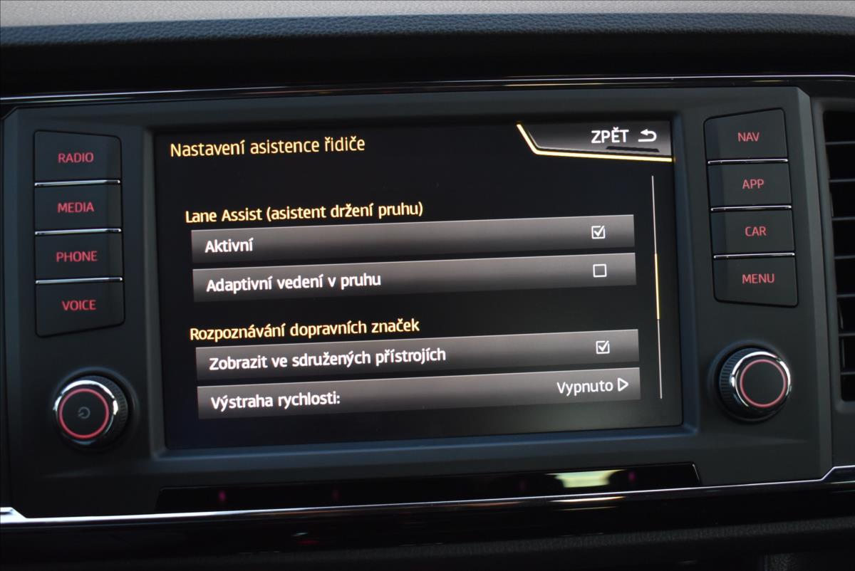 Seat Ateca 2,0 TDi  DSG 4x4 FR-Line LED Assist - 32