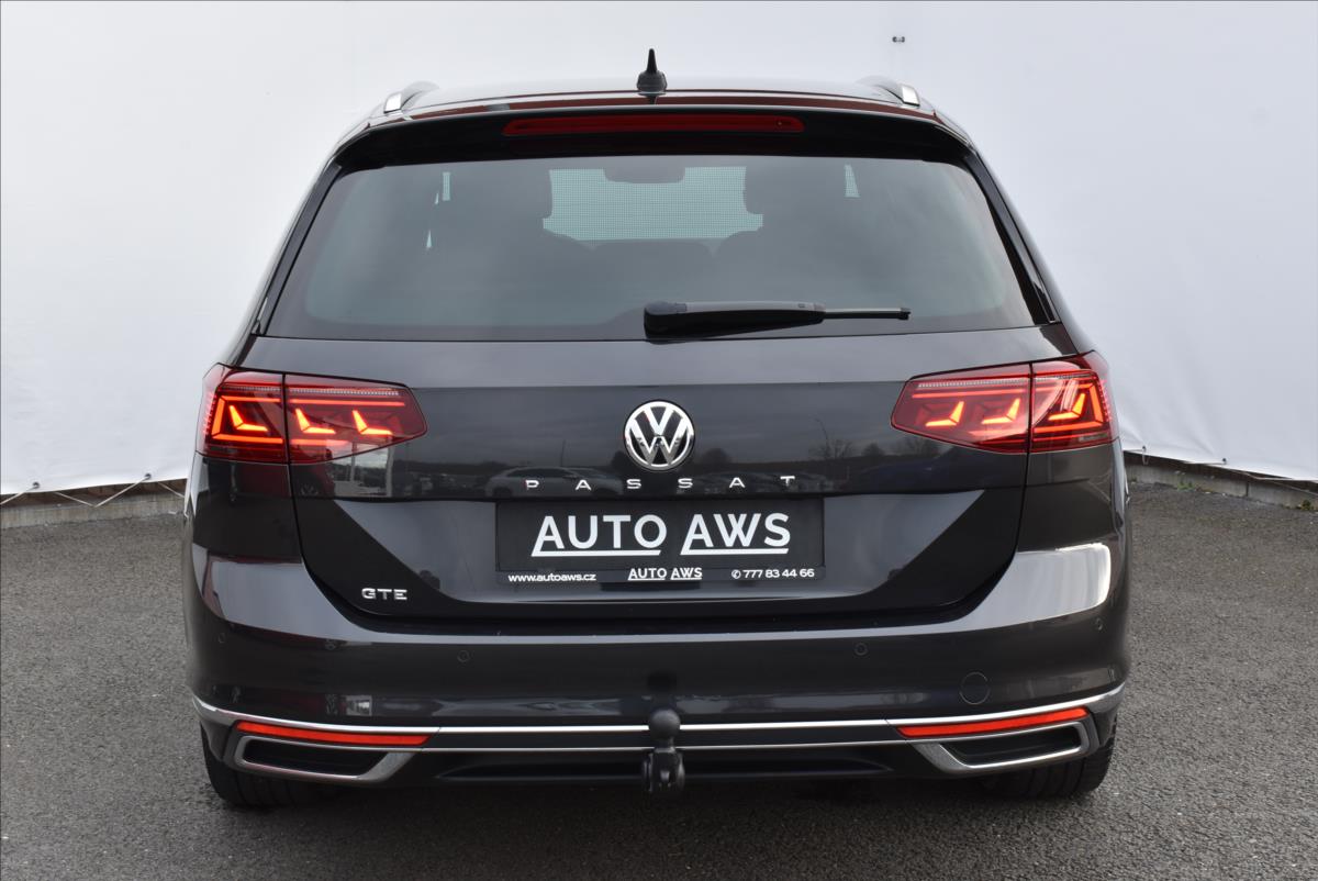Volkswagen Passat 1,4 TSi  DSG GTE Virtual LED Matrix - 8