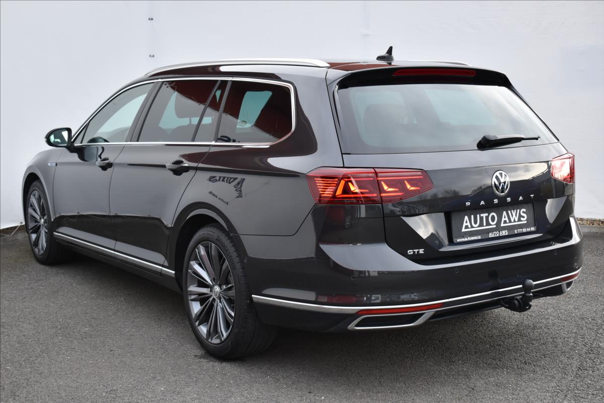 Volkswagen Passat 1,4 TSi  DSG GTE Virtual LED Matrix - 9