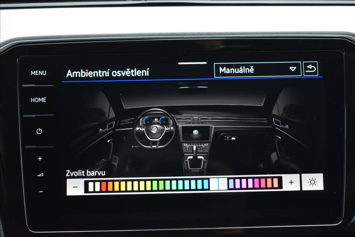 Volkswagen Passat 1,4 TSi  DSG GTE Virtual LED Matrix - 32
