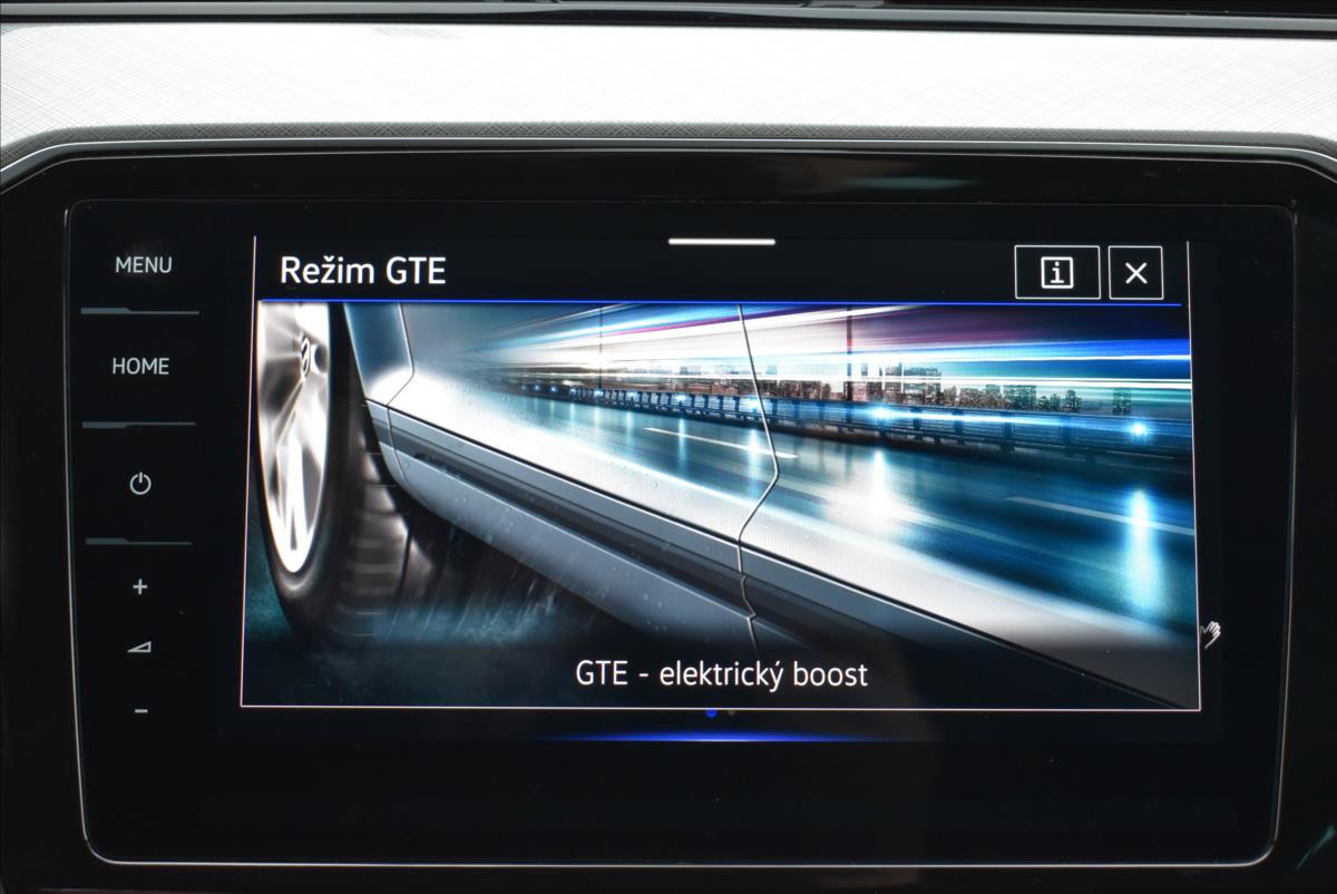 Volkswagen Passat 1,4 TSi  DSG GTE Virtual LED Matrix - 41