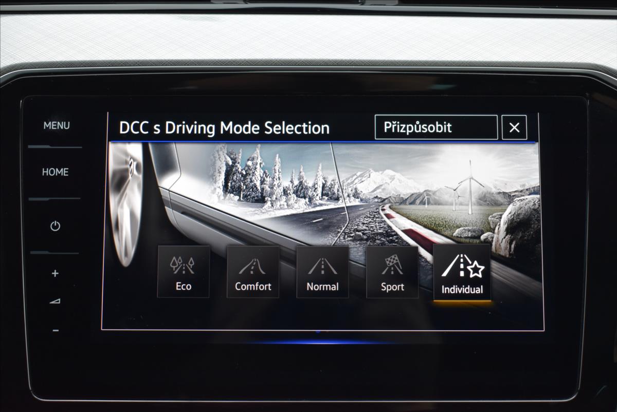 Volkswagen Passat 1,4 TSi  DSG GTE Virtual LED Matrix - 42