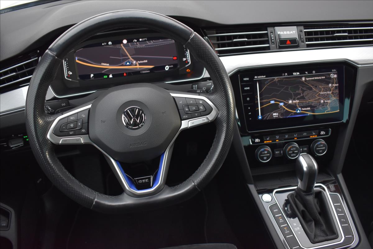 Volkswagen Passat 1,4 TSi  DSG GTE Virtual LED Matrix - 47