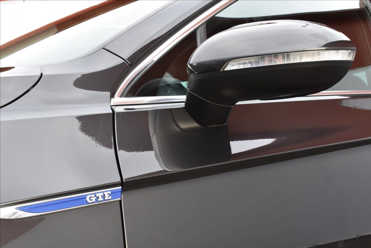 Volkswagen Passat 1,4 TSi  DSG GTE Virtual LED Matrix - 5
