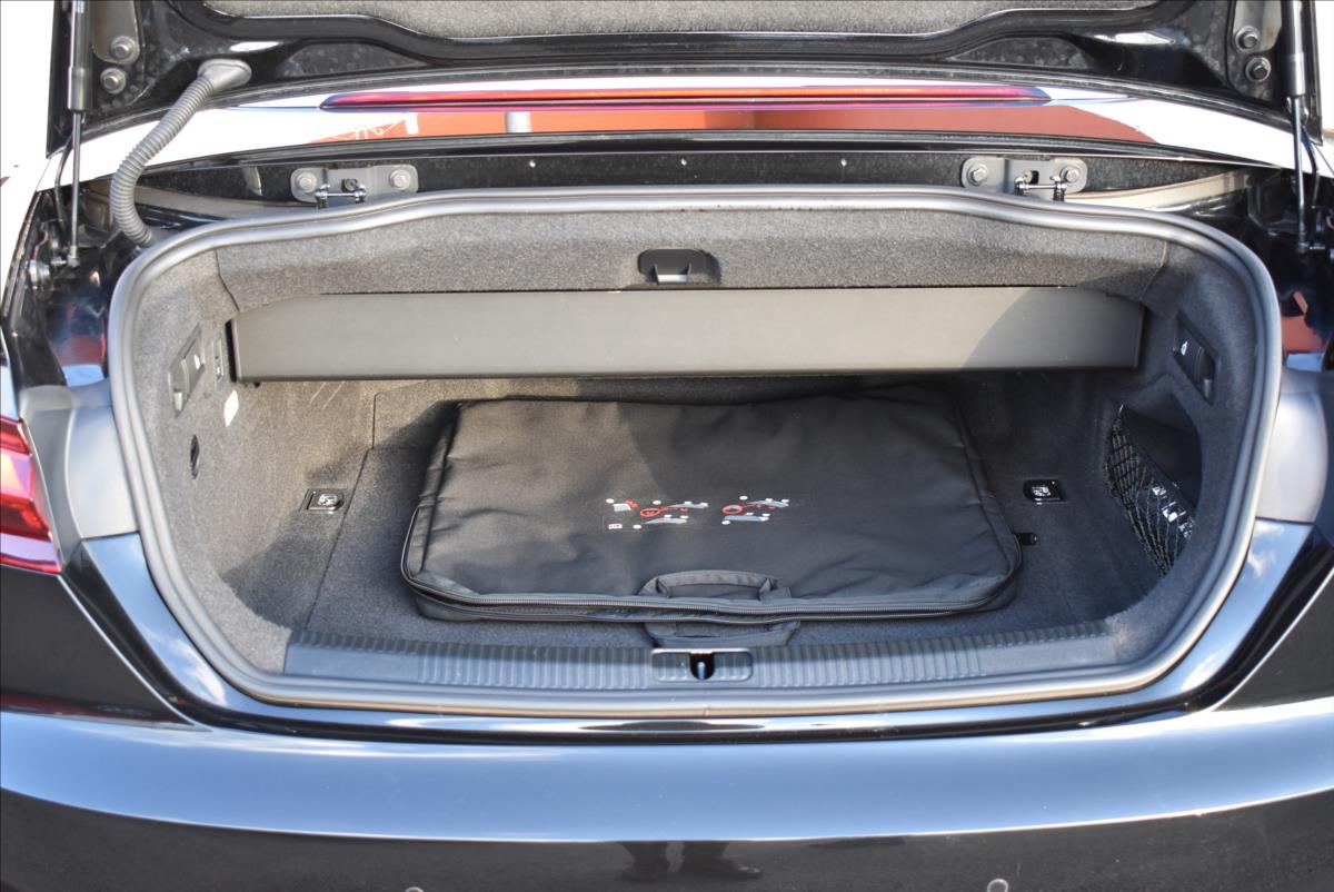 Audi A5 2,0 40TDi  quattro S-Line LED Matrix - 14