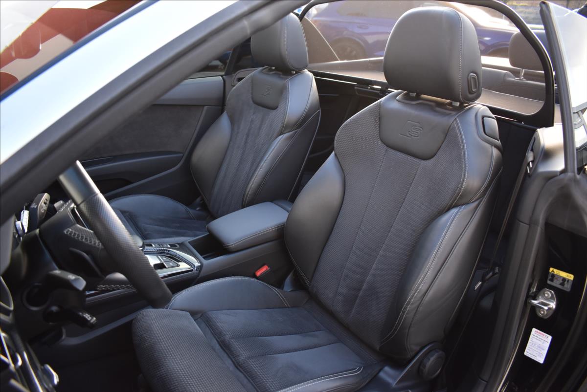Audi A5 2,0 40TDi  quattro S-Line LED Matrix - 18