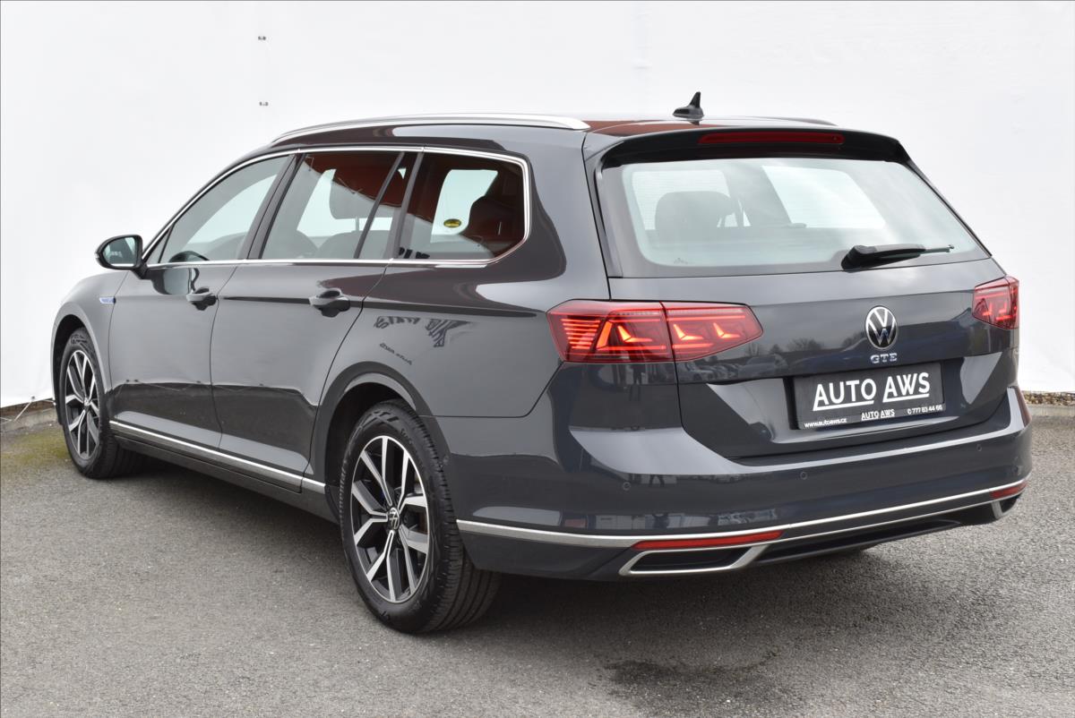 Volkswagen Passat 1,4 TSi  DSG GTE Virtual LED Assist - 8