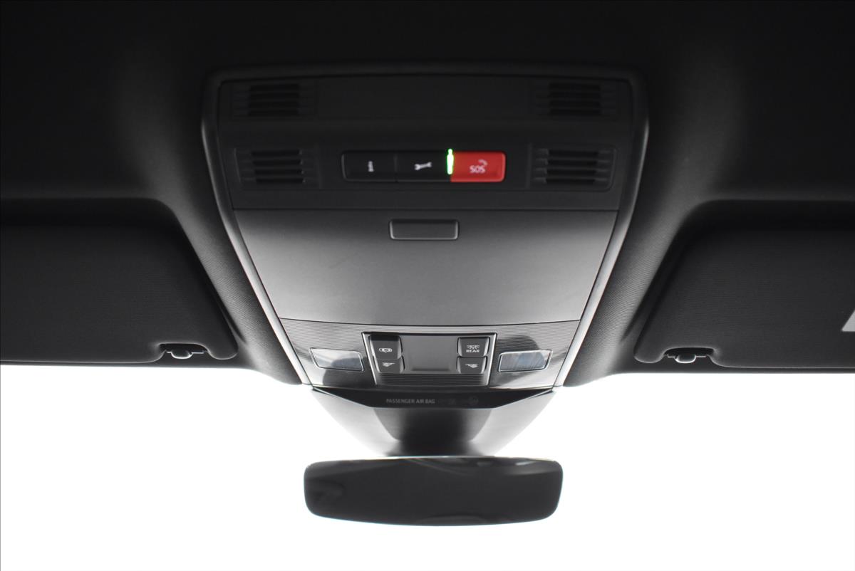 Volkswagen Passat 1,4 TSi  DSG GTE Virtual LED Assist - 20