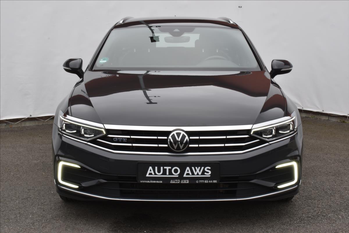Volkswagen Passat 1,4 TSi  DSG GTE Virtual LED Assist - 1