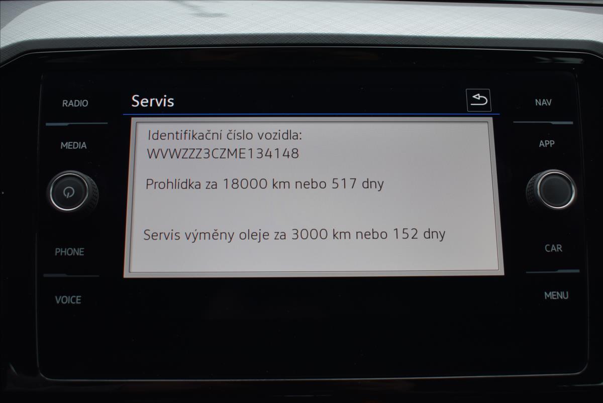 Volkswagen Passat 1,4 TSi  DSG GTE Virtual LED Assist - 34