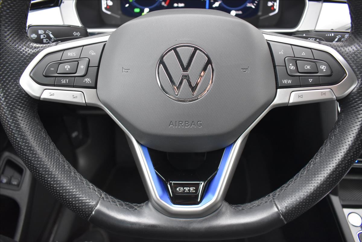 Volkswagen Passat 1,4 TSi  DSG GTE Virtual LED Assist - 46