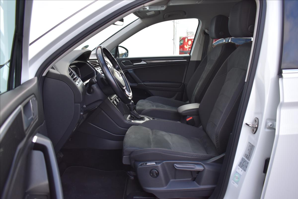 Volkswagen Tiguan Allspace 2,0 BiTDi  DSG 4x4 R-Line LED Assist - 19