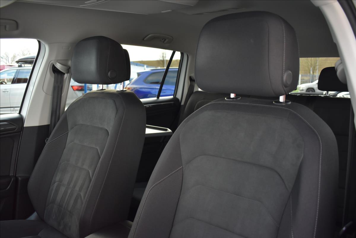 Volkswagen Tiguan Allspace 2,0 BiTDi  DSG 4x4 R-Line LED Assist - 21
