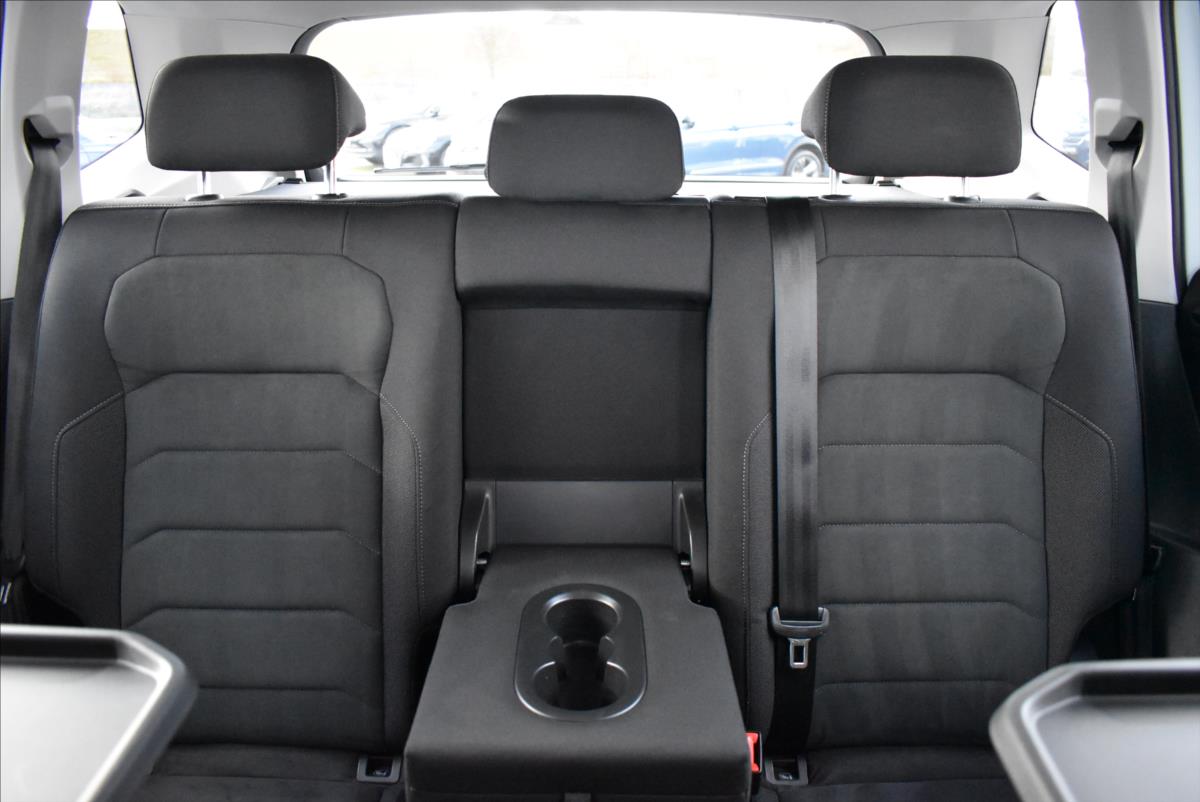 Volkswagen Tiguan Allspace 2,0 BiTDi  DSG 4x4 R-Line LED Assist - 22