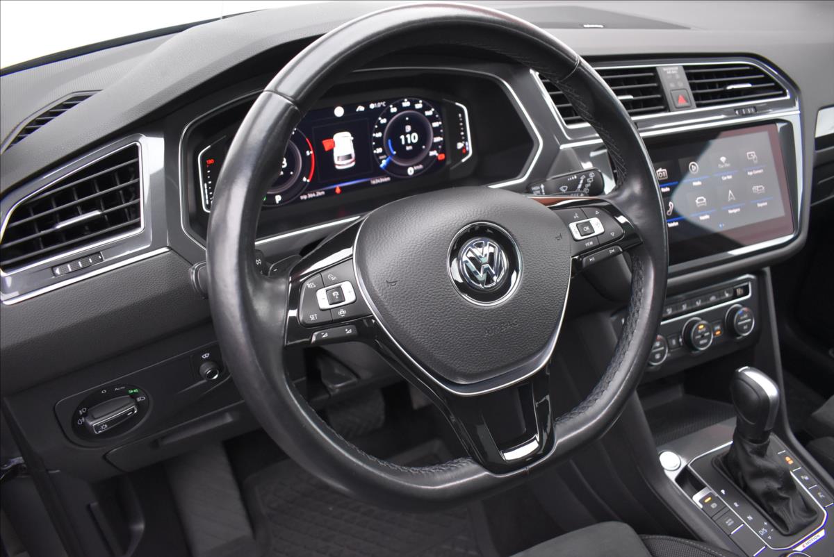 Volkswagen Tiguan Allspace 2,0 BiTDi  DSG 4x4 R-Line LED Assist - 23