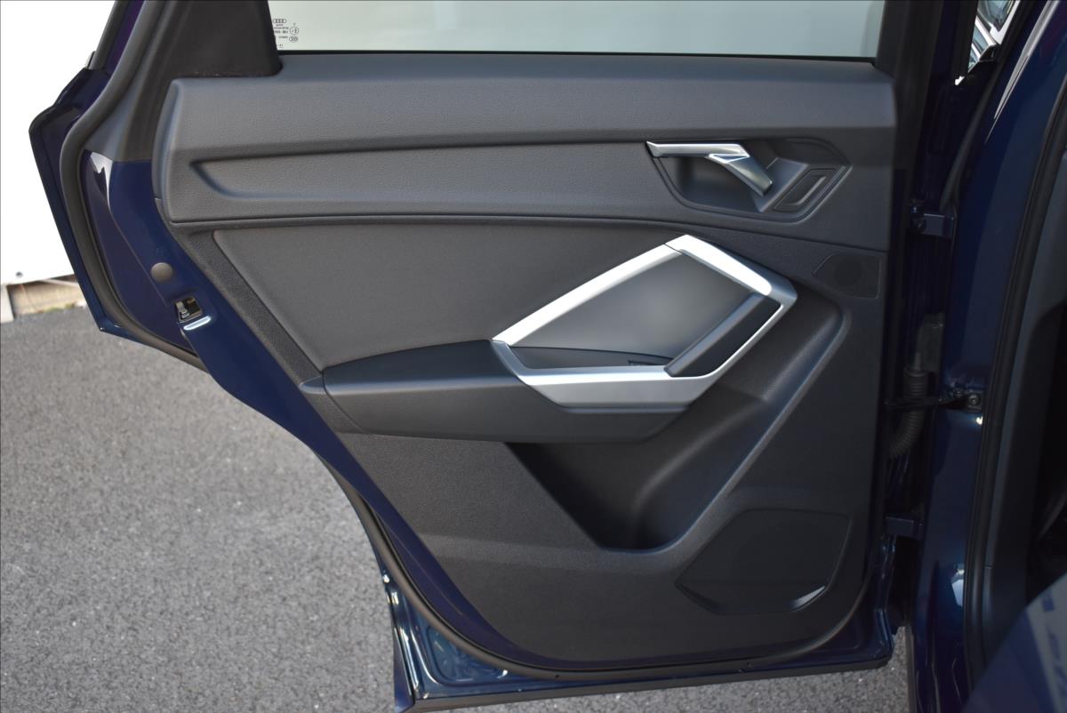 Audi Q3 1,5 TFSi  S-Tronic LED Virtual Assist - 12