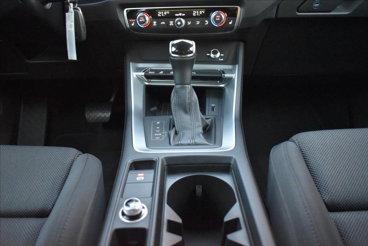 Audi Q3 1,5 TFSi  S-Tronic LED Virtual Assist - 14