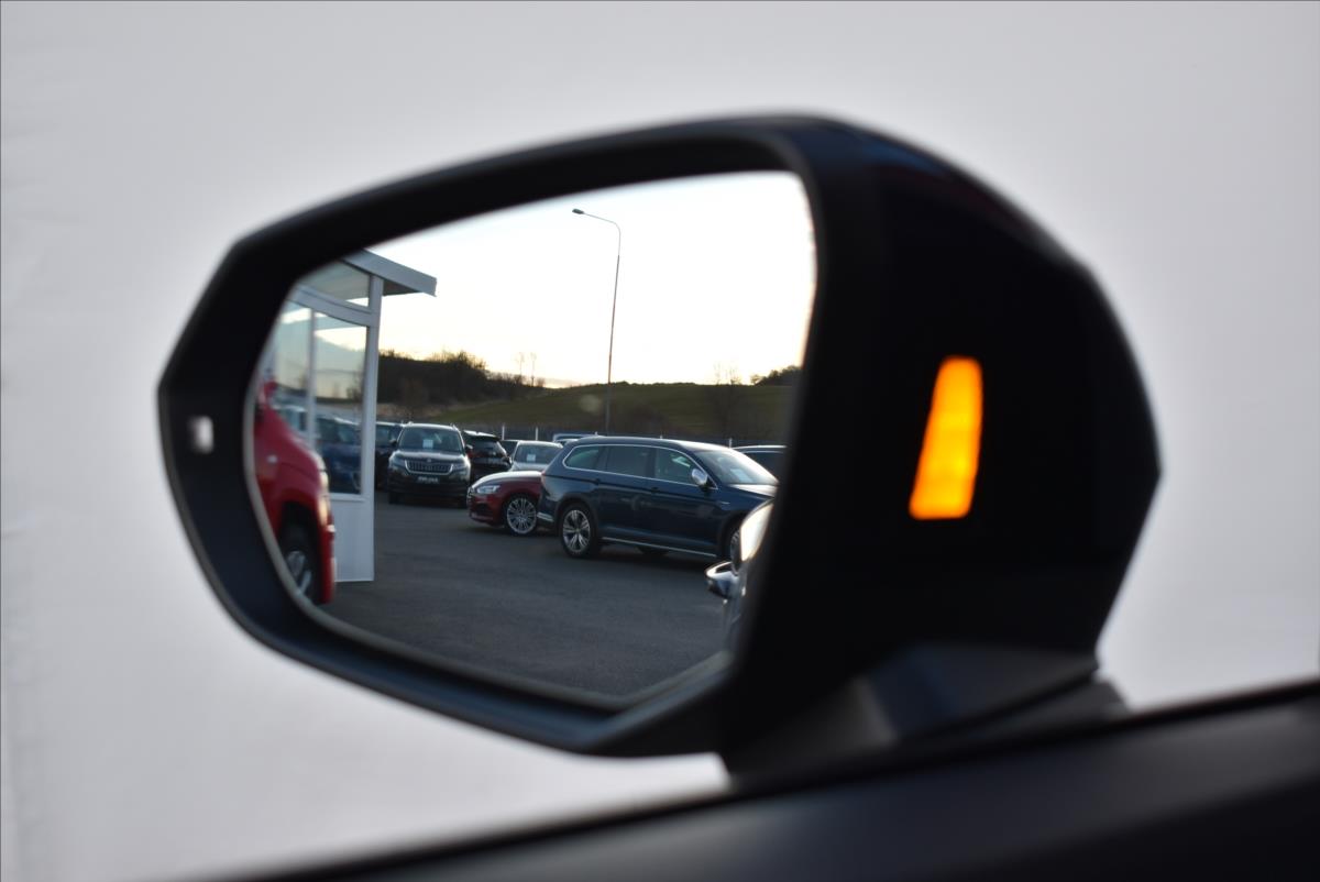 Audi Q3 1,5 TFSi  S-Tronic LED Virtual Assist - 28