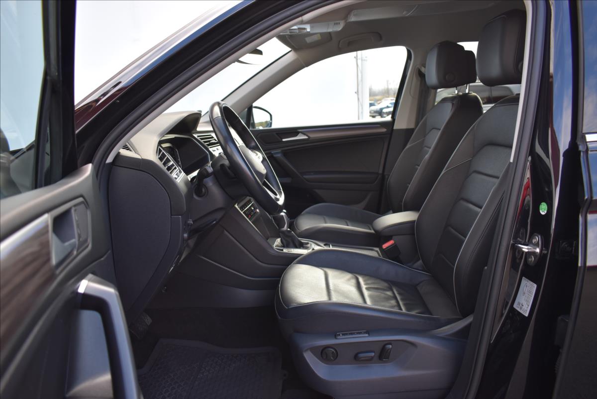 Volkswagen Tiguan Allspace 2,0 TDi  DSG 4x4 Elegance LED Assist - 22