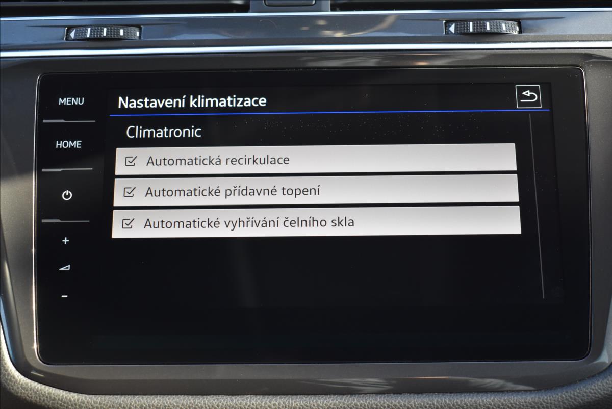 Volkswagen Tiguan Allspace 2,0 TDi  DSG 4x4 Elegance LED Assist - 40