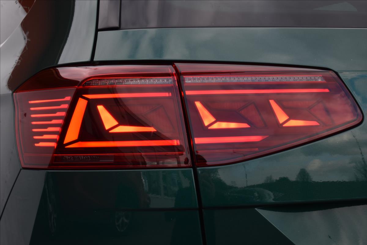 Volkswagen Passat 2,0 TDi  DSG 4x4 Alltrack LED Assist - 9