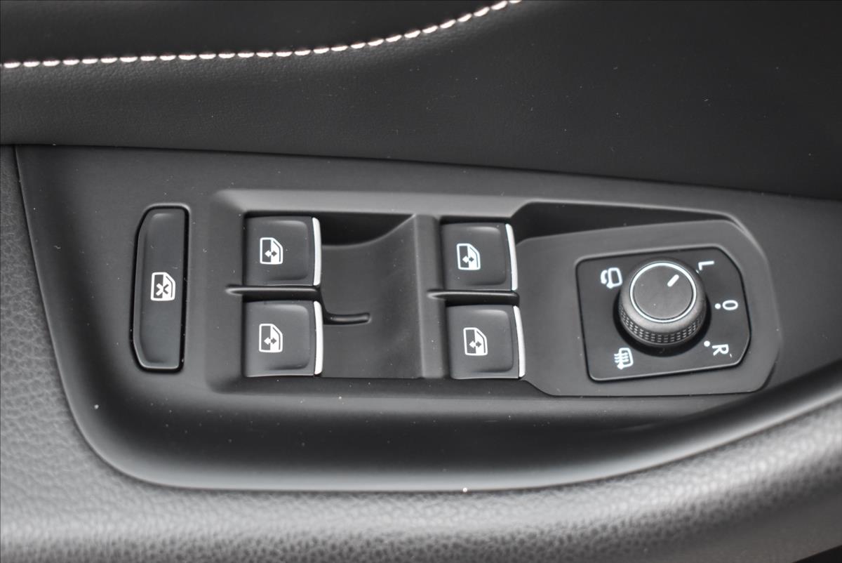 Volkswagen Passat 2,0 TDi  DSG 4x4 Alltrack LED Assist - 20