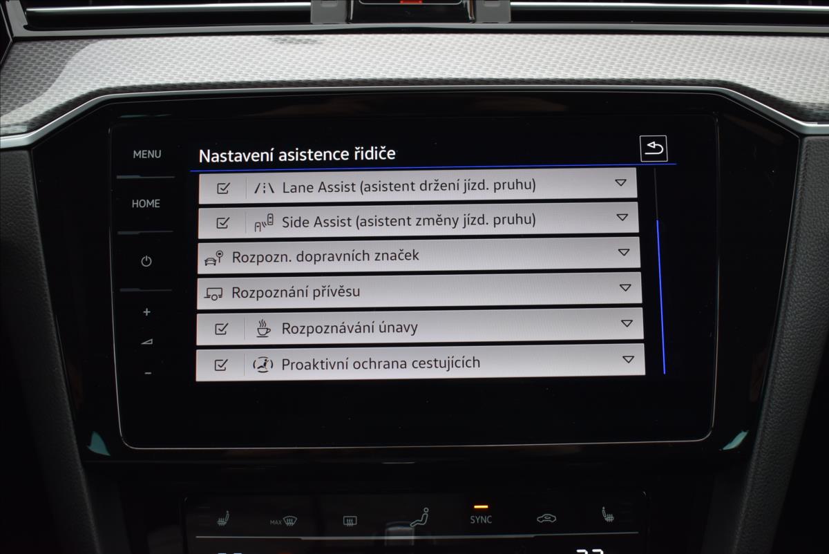 Volkswagen Passat 2,0 TDi  DSG 4x4 Alltrack LED Assist - 32