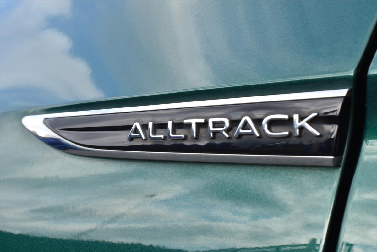 Volkswagen Passat 2,0 TDi  DSG 4x4 Alltrack LED Assist - 4