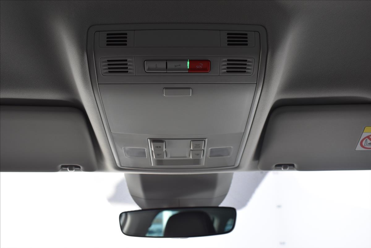 Škoda Kodiaq 2,0 TDi  DSG Ambition Virtual Kamera - 15