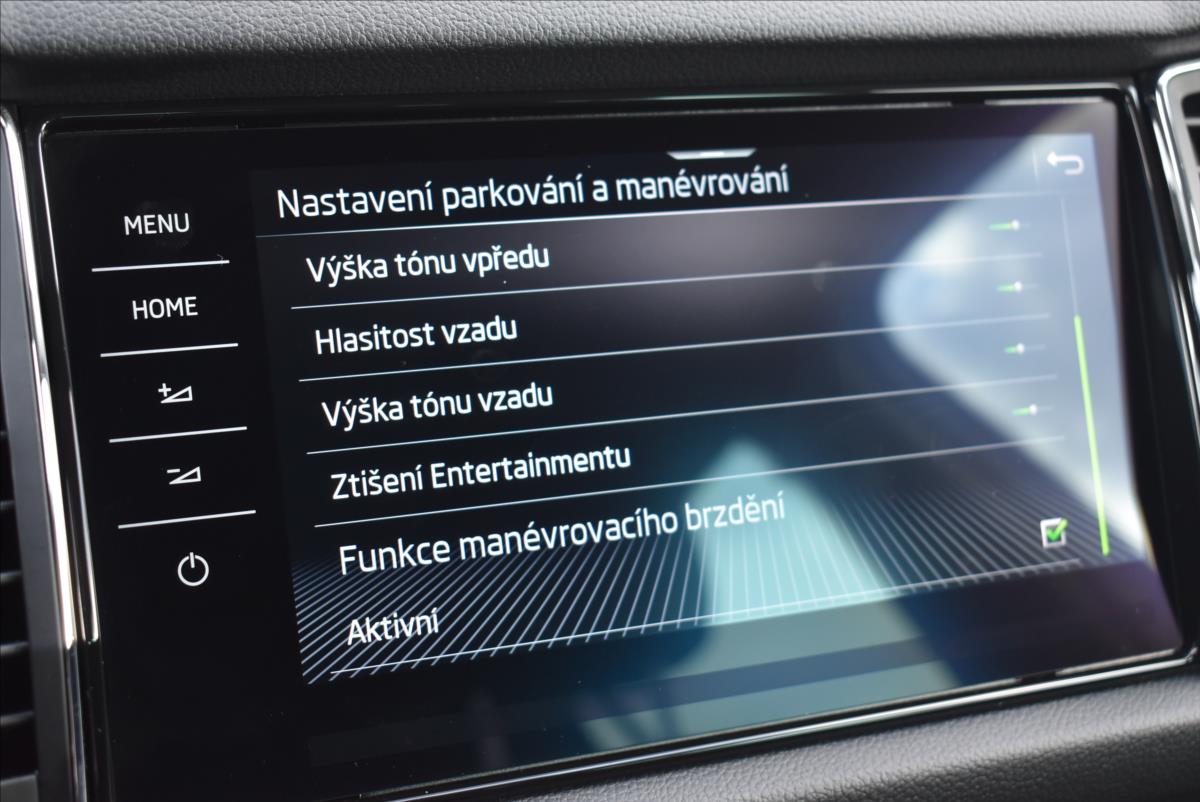 Škoda Kodiaq 2,0 TDi  DSG Ambition Virtual Kamera - 28