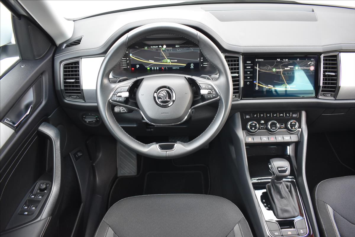 Škoda Kodiaq 2,0 TDi  DSG Ambition Virtual Kamera - 41