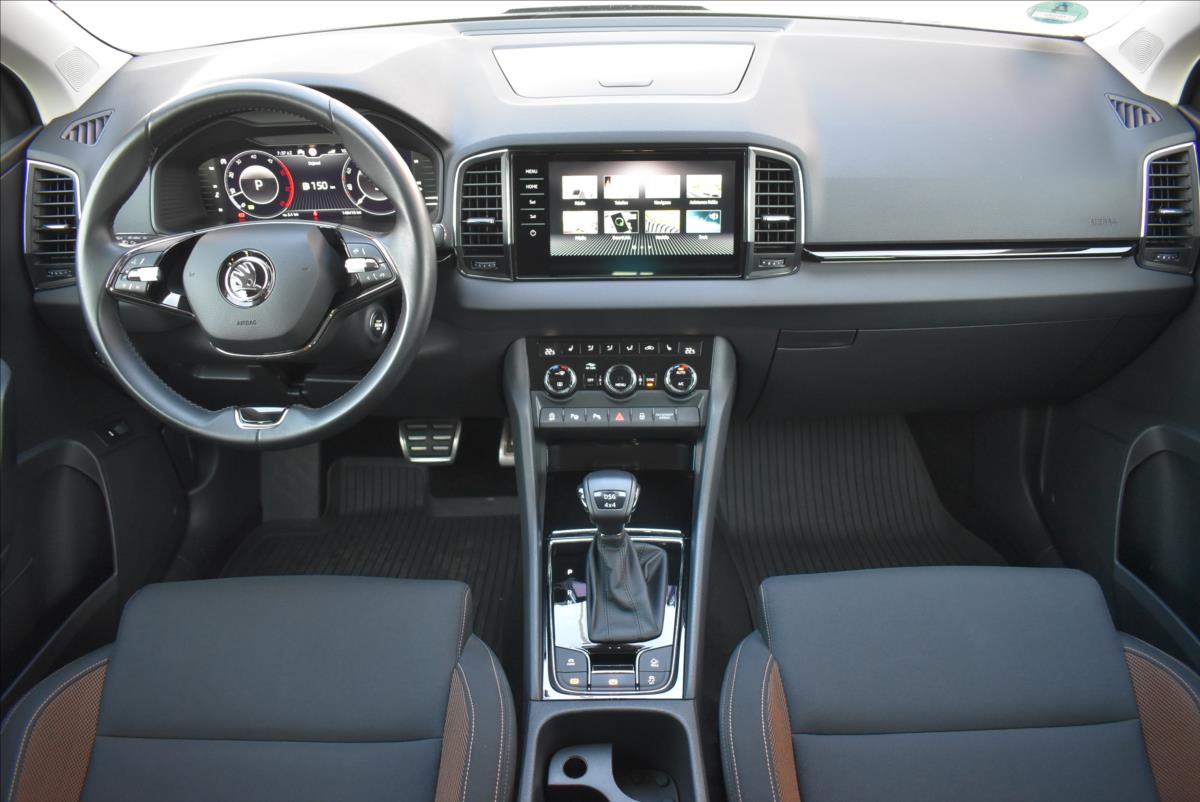Škoda Karoq 2,0 TDi  DSG 4x4 Scout Virtual Kamera - 19