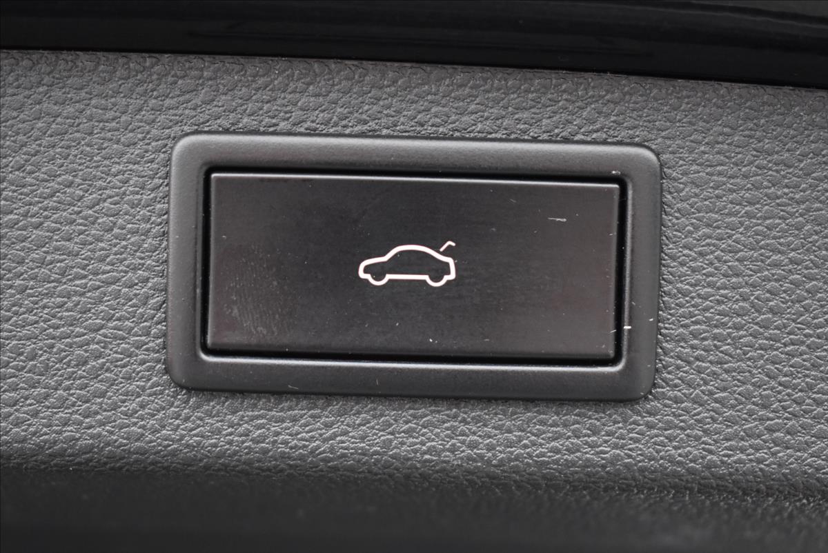 Škoda Kodiaq 2,0 TDi  DSG Sportline Virtual Canton - 13