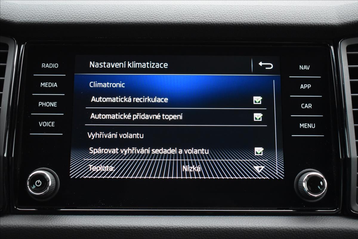 Škoda Kodiaq 2,0 TDi  DSG Sportline Virtual Canton - 40